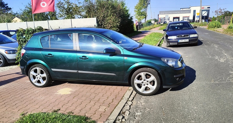 Opel Astra cena 9999 przebieg: 205000, rok produkcji 2005 z Gąbin małe 781